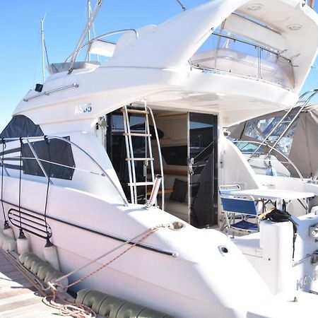 Luxury Yacht Kamikara Hotel San Miguel de Abona Luaran gambar