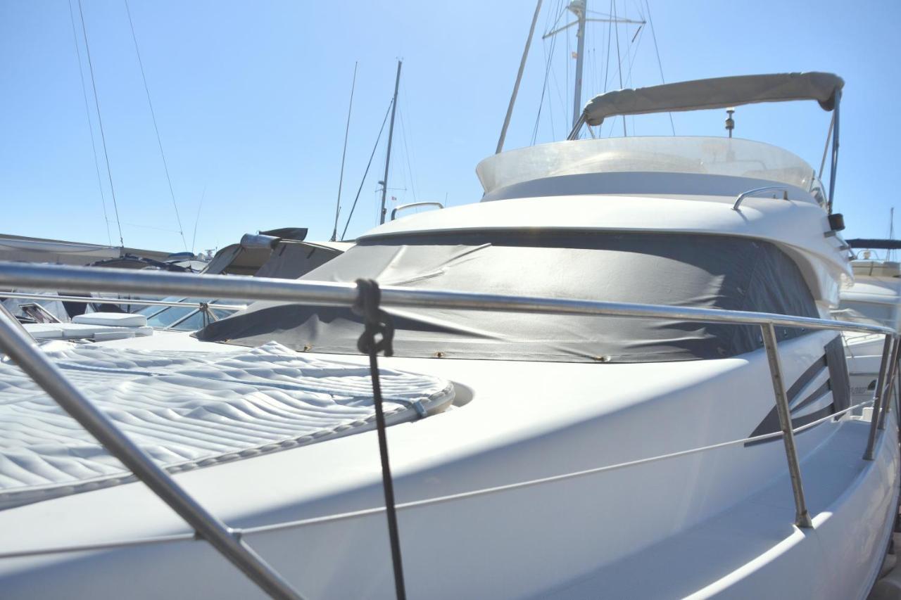 Luxury Yacht Kamikara Hotel San Miguel de Abona Luaran gambar