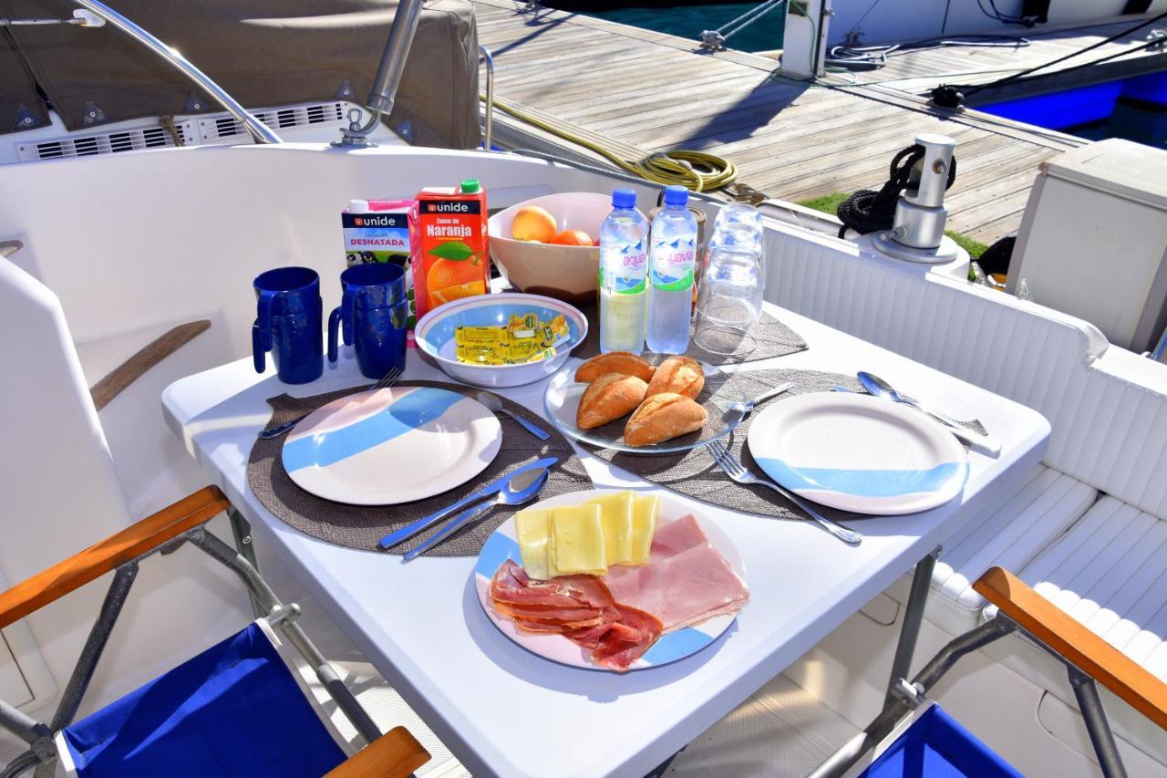 Luxury Yacht Kamikara Hotel San Miguel de Abona Luaran gambar