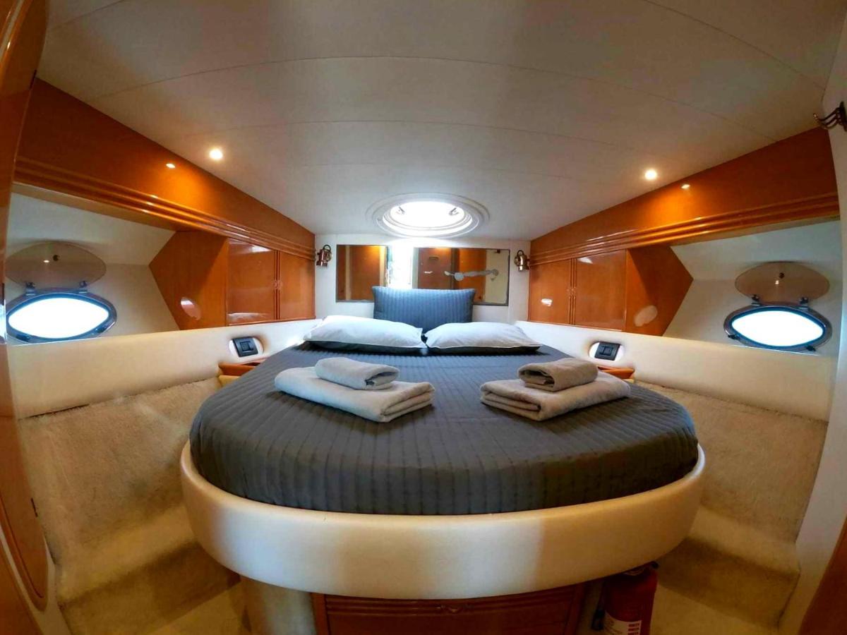 Luxury Yacht Kamikara Hotel San Miguel de Abona Luaran gambar
